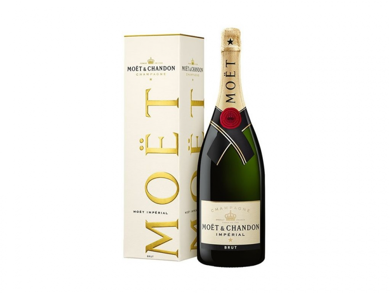 detail Champagne Moet Chandon Imperial Brut Box 0,75l